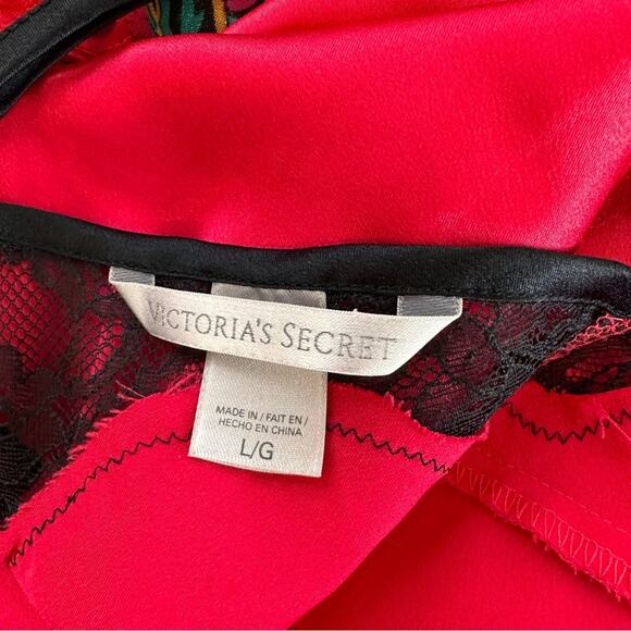 Victorias Secret Red Slip Dress with Black Lace Details Nightgown Satin Sz L Y2K - Picture 9 of 12